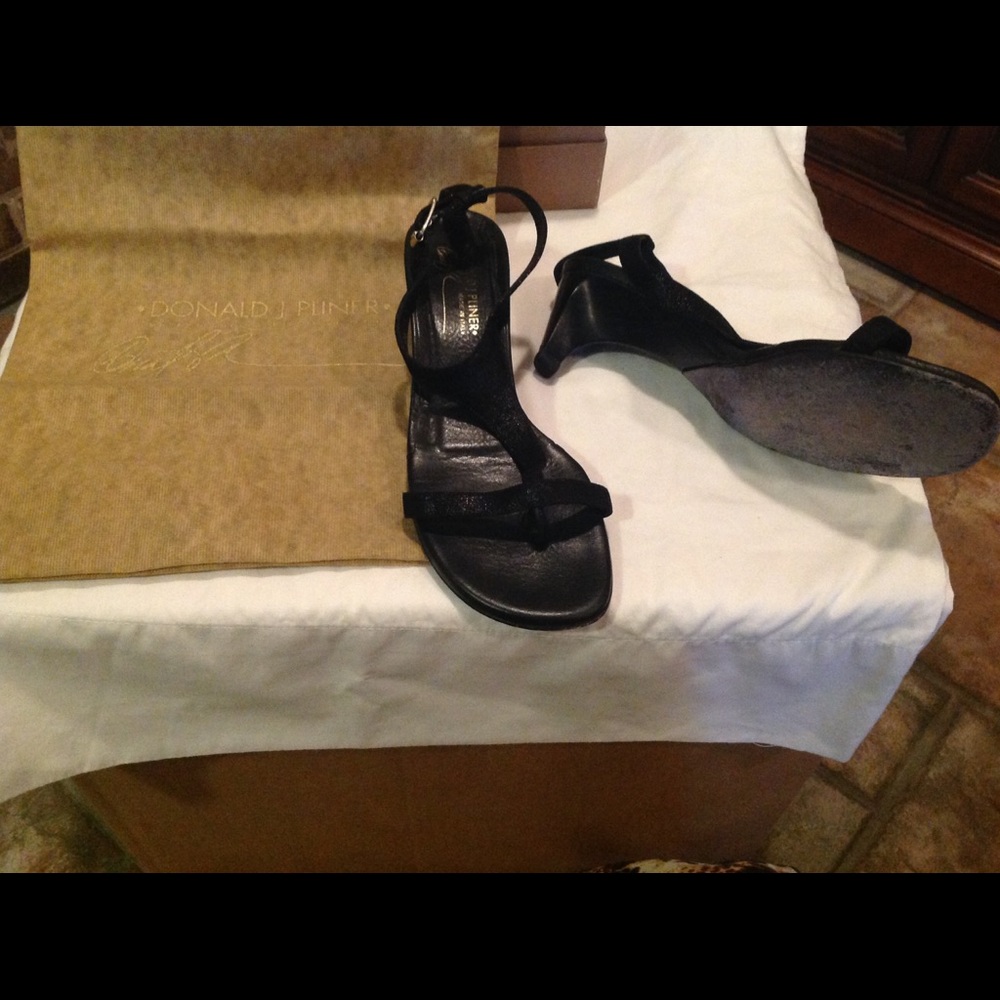 Donald J. Pliner shoes